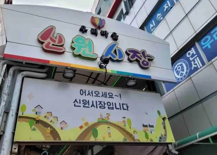 콤마1호 : 아늑한 반지하 *